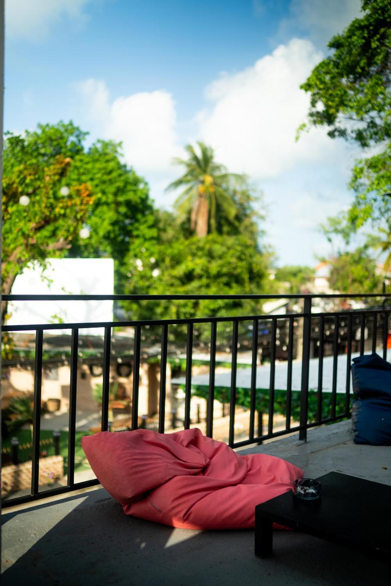 Bad Monkey Samui Hostel Csaveng-part Kültér fotó